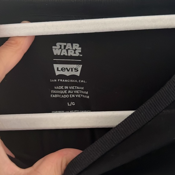 Levi’s Special Edition Star Wars R2-D2 tshirt Size Large - Picture 3 of 3